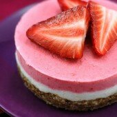 Raw Vegan Strawberry Dreamcake | A Dash of Compassion