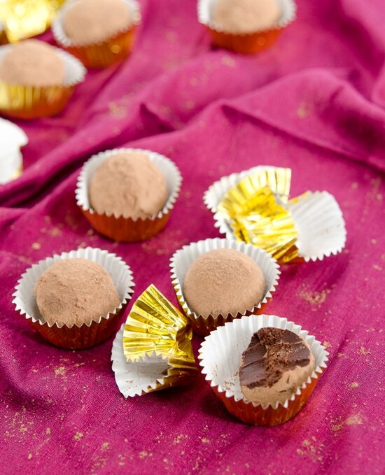 Maca Mint Chocolate Truffles | A Dash of Compassion