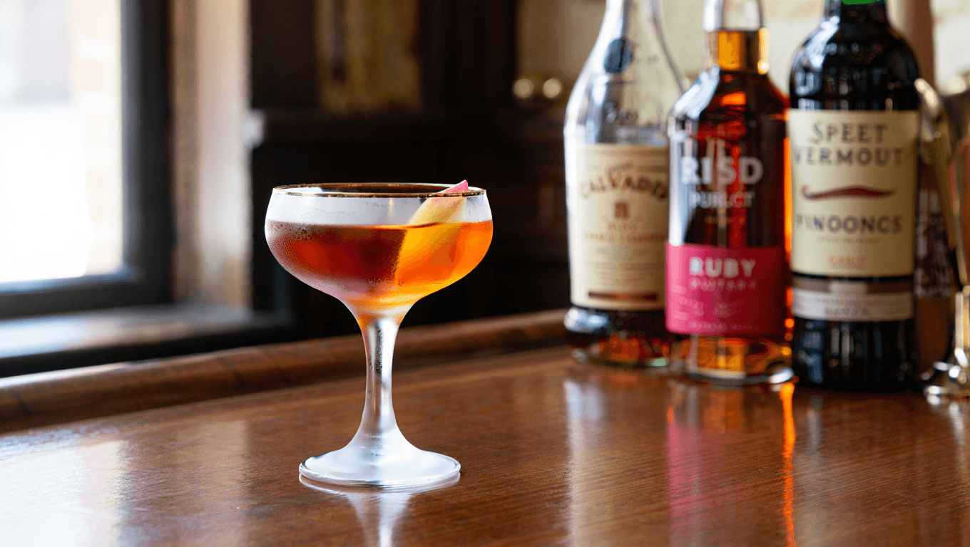 Tetra Tinton lifestyle image